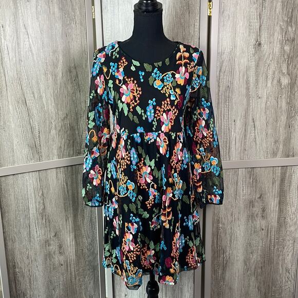 Philosophy Dresses & Skirts - Philosophy boho floral embroidered midi dress women’s PM